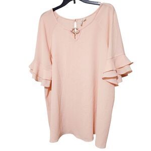 Est 1946 top For Women Size 18/20 Peach Color Lightweight Flutter Sleeve